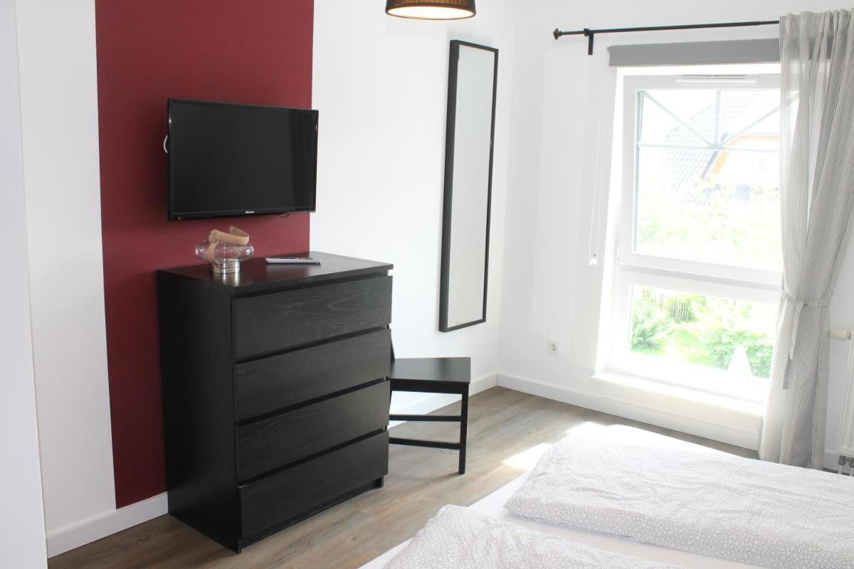 Ferienhaus De Niege Leive Born Ngoại thất bức ảnh